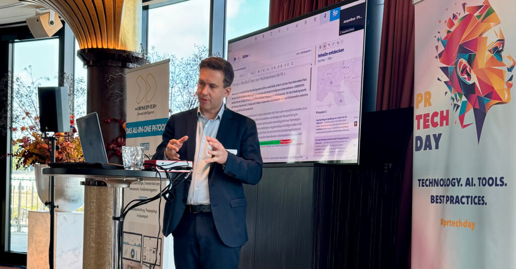 Stephan Ifkovits beim 2. PR Tech Day in Düsseldorf, powered by OBSERVER